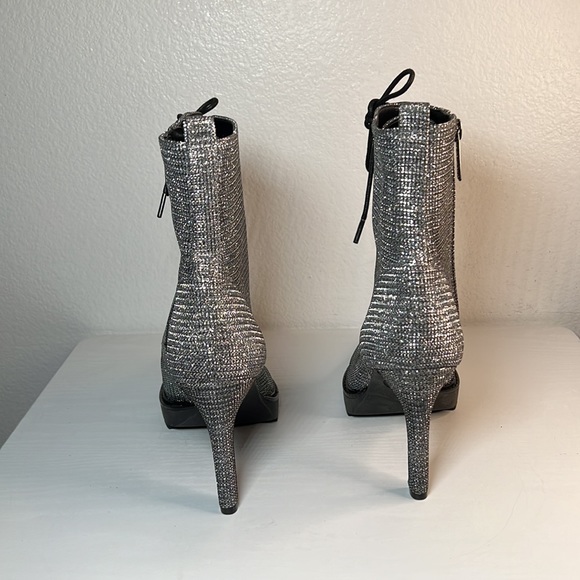 Women’s Michael Kors sparkle for days combat boots, size 5.5 - Picture 5 of 16
